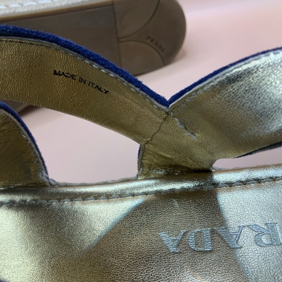 Prada Size 8.5B Blue Suede Sandal - Picture 8 of 11
